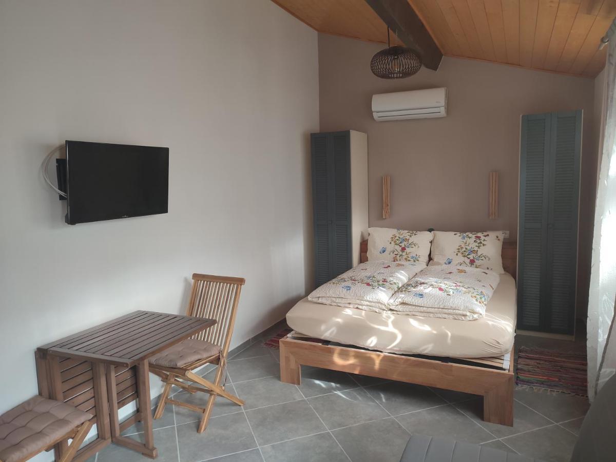 Jardin De Coubertin Apartment